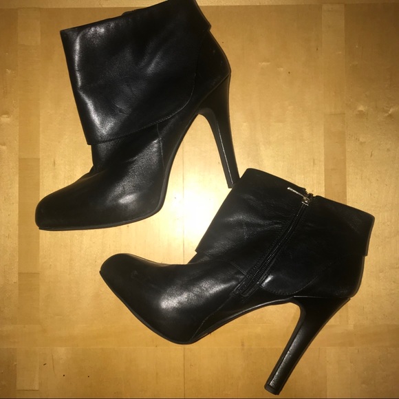 jessica simpson yellow and black boots